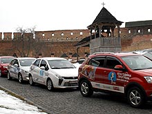 7 автомобилей Группы компаний «АИС» провели благотворительный автопробег