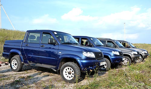  UAZ Patriot:  10 