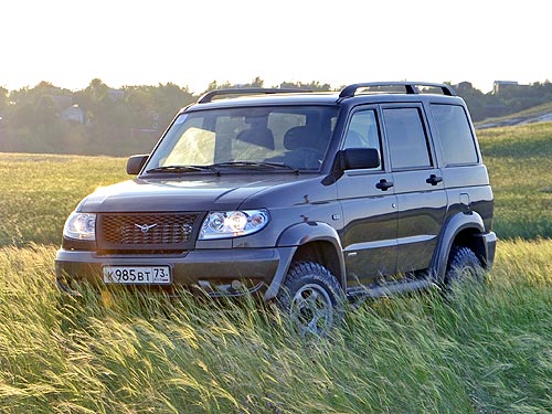  UAZ Patriot:  10 