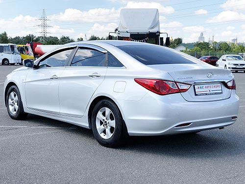 Hyundai Sonata с пробегом доступен с выгодой до 14 000 грн. и в кредит от 64 грн. в день - Hyundai