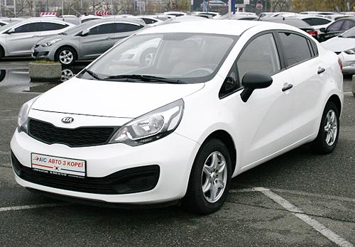     KIA RIO        $8900 - KIA