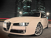 Alfa Romeo 159   207000 .