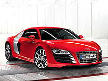 AUDI    -  R8   V10 5.2 FSI quattro