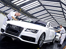  2010  Audi   