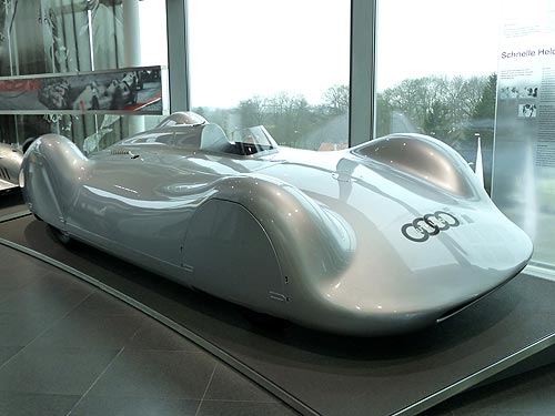  Audi: ,   