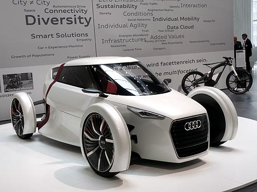  Audi: ,   