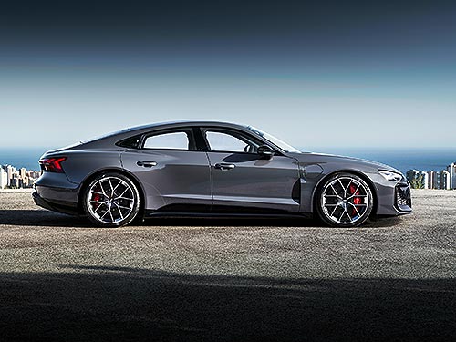 Audi      Audi e-tron GT.        - Audi