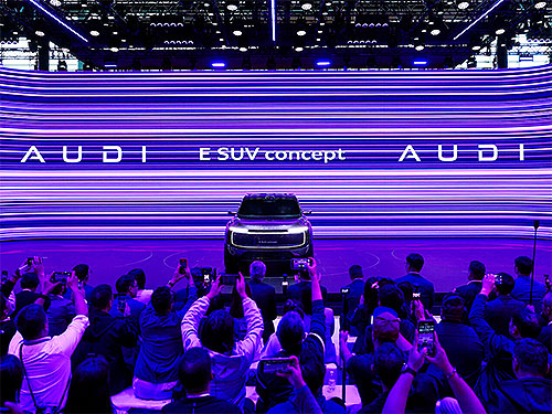 Audi   AUDI E SUV   