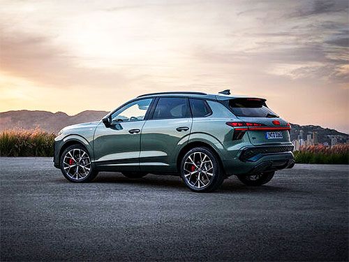 Audi Q3      .     - Audi
