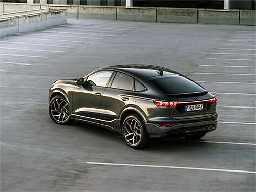 Audi Q6 Sportback e-tron       - Audi