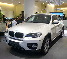 BMW X6    - BMW