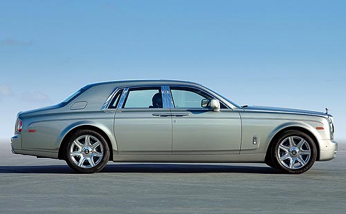 Rolls-Royce Phantom    - Rolls-Royce
