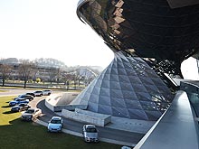   BMW Welt     - BMW