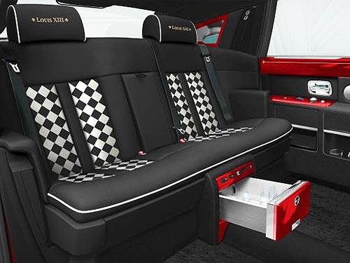 Самые дорогие за всю историю Rolls-Royce Phantom заказали в Китай - Rolls-Royce