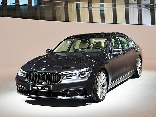  BMW 7-Series    2- 