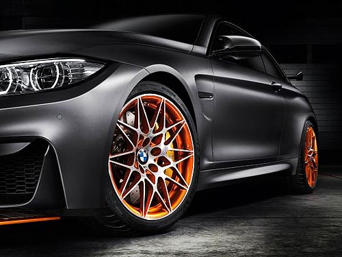 BMW_M4GTS_02.jpg