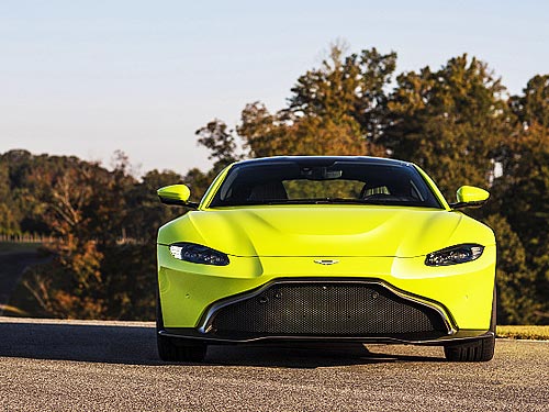 Aston Martin   Vantage - Aston Martin