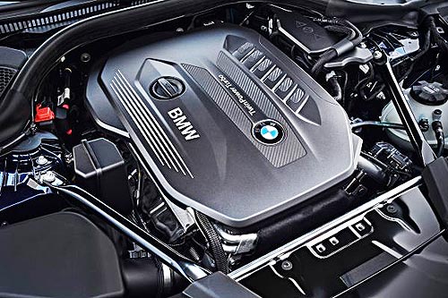    BMW 5    - BMW