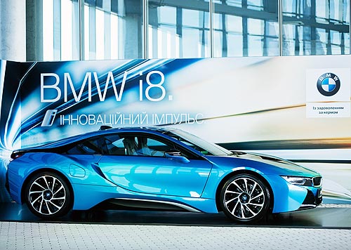     5   BMW i8 - BMW