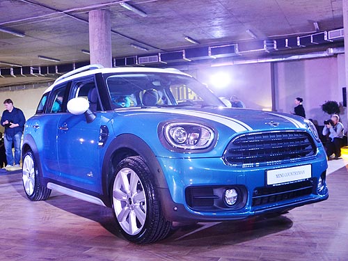  MINI Countryman:    - MINI