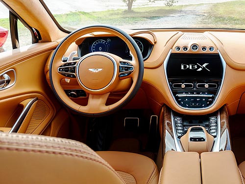     Aston Martin DBX.   - Aston Martin