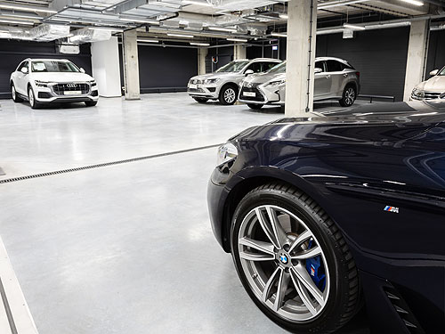     -     BMW Premium Selection - BMW