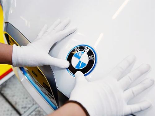 Выпущен первый полностью электрический BMW iX3