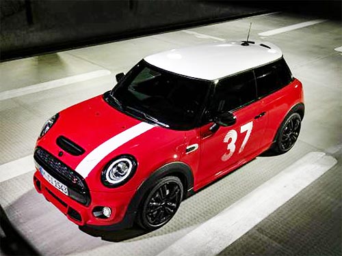 MINI         - - MINI