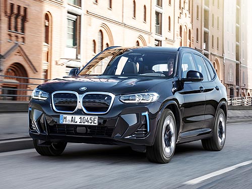 Объявлены украинские цены на новый электромобиль BMW iX3 - BMW
