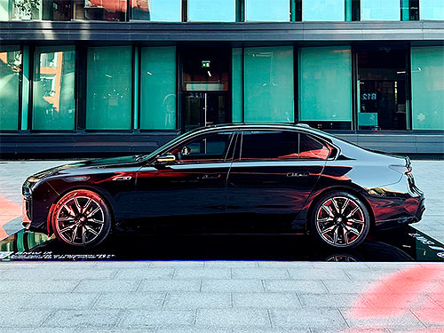     BMW i7    100 /  3,7  - BMW