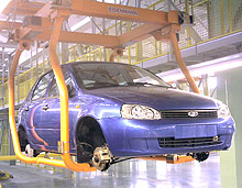   100-  LADA KALINA