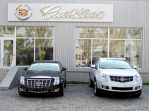 Cadillac CTS        - Cadillac