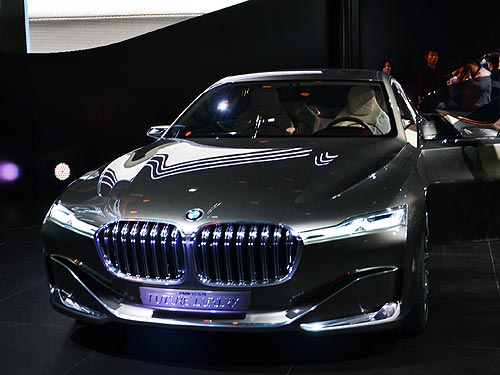 BMW  8-   9- - BMW