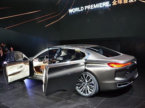 BMW  8-   9- - BMW