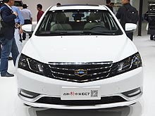 Какие новинки от Geely скоро будут в Украине. Наш репортаж с автосалона в Пекине