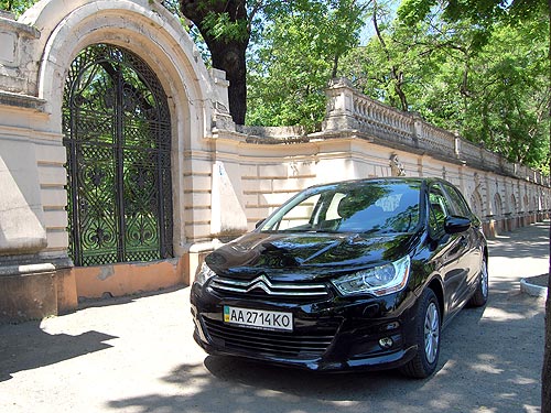  Citroen C4  