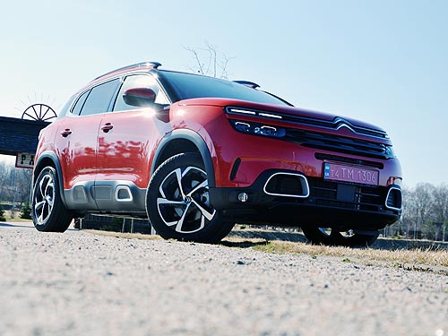  .    Citroen C5 Aircross - Citroen