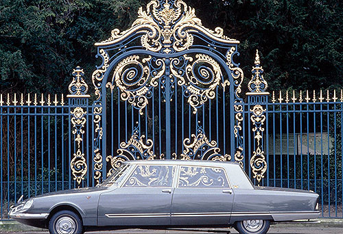 DS Automobiles  70-    DS - DS