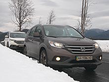  Honda CR-V     - - Honda