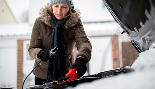 Як підготувати авто до зимового сезону: особливостями експлуатації гібридів/електрокарів - зим