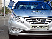 Hyundai       2011  - Hyundai