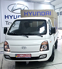      Hyundai 100