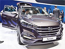 Hyundai Tucson     - Hyundai