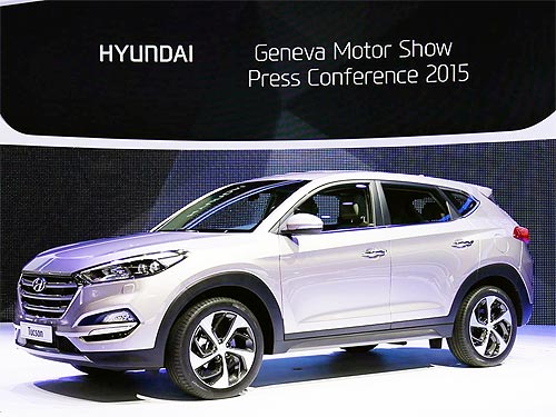  Hyundai Tucson      - Hyundai