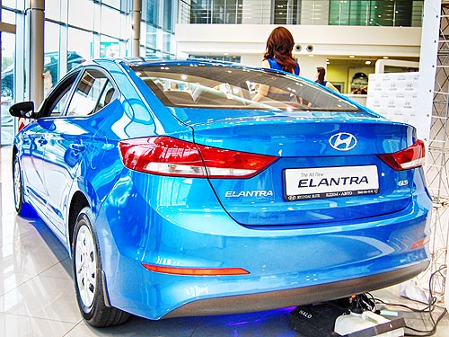       Hyundai Elantra