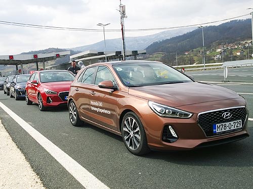   Hyundai i30:     - Hyundai