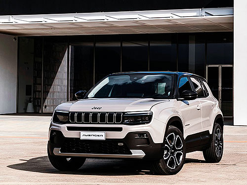  Jeep Avenger e-Hybrid         `   - Jeep