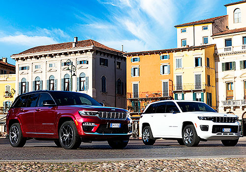 Jeep Grand Cherokee      MotorWeek Drivers Choice Award - Jeep