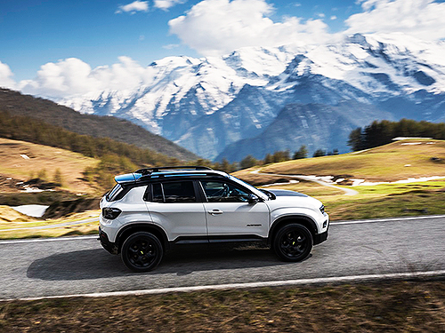 Jeep  The North Face   Jeep Avenger 4xe Edition - Jeep