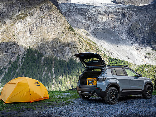   Jeep Avenger 4xe    - Jeep